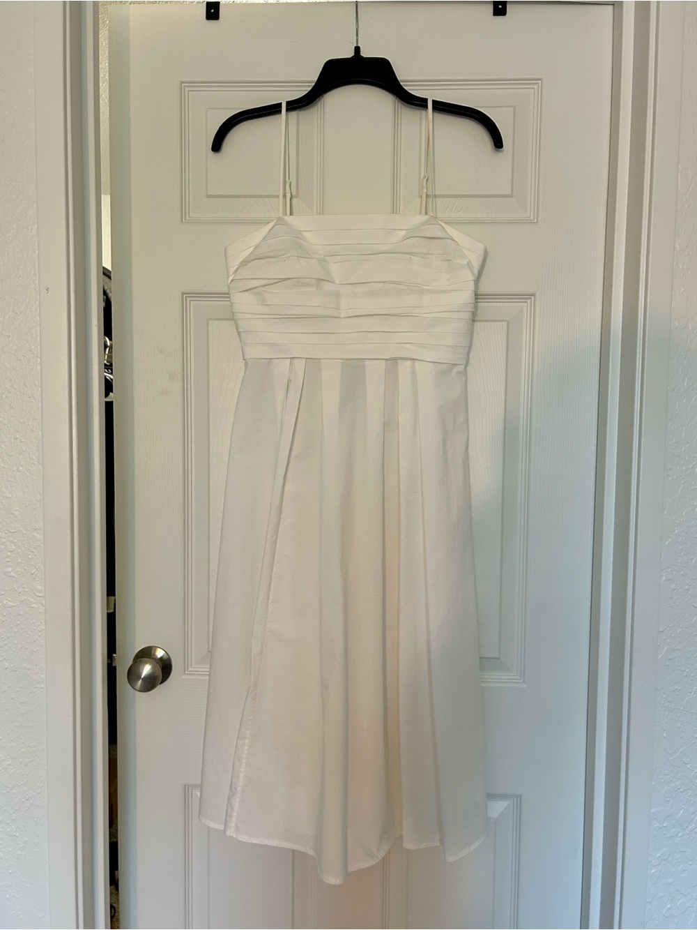 Aritzia Babaton White Pleated A-Line Midi Dress